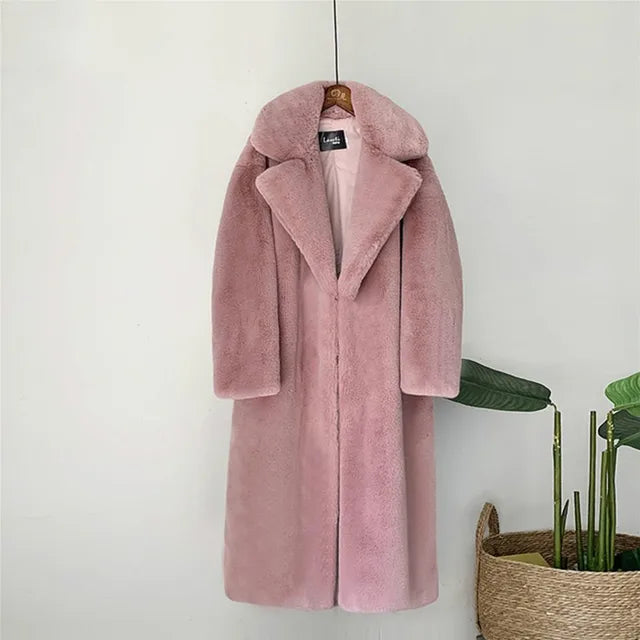 Leonie | Langer Wintermantel aus Kunstfell
