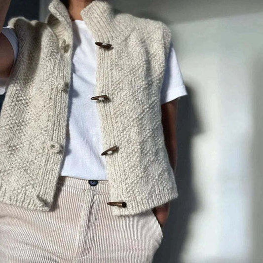 Emilia | Stilvolle und vielseitige ärmellose Strickjacke
